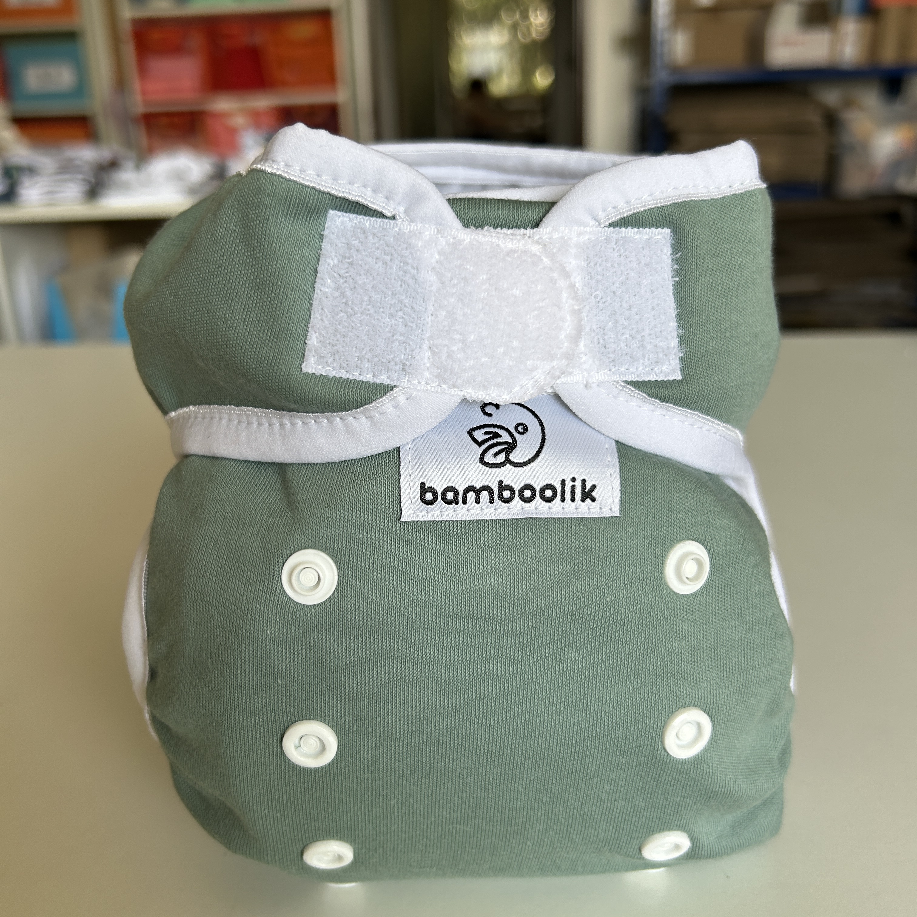 Kalhotová plenka s v trendy olivovém odstínu | Bamboolik